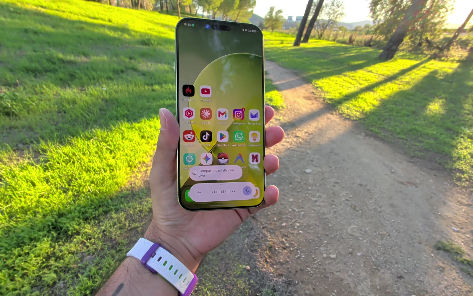 El botón de encendido del Honor Magic 9 Pro Max configurado para abrir Gemini