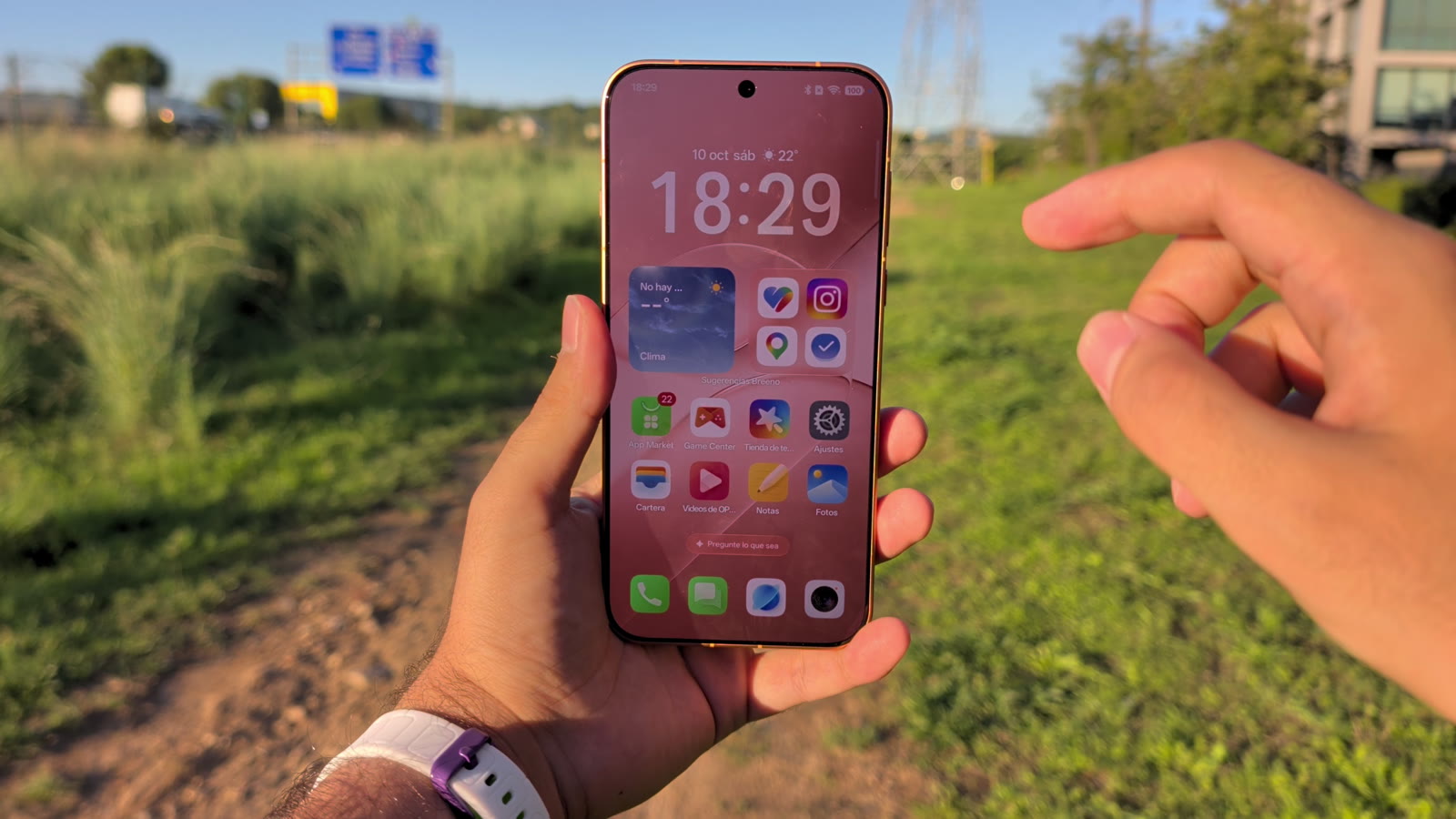 Pantalla del Oppo Find X10 Pro Max a pleno sol